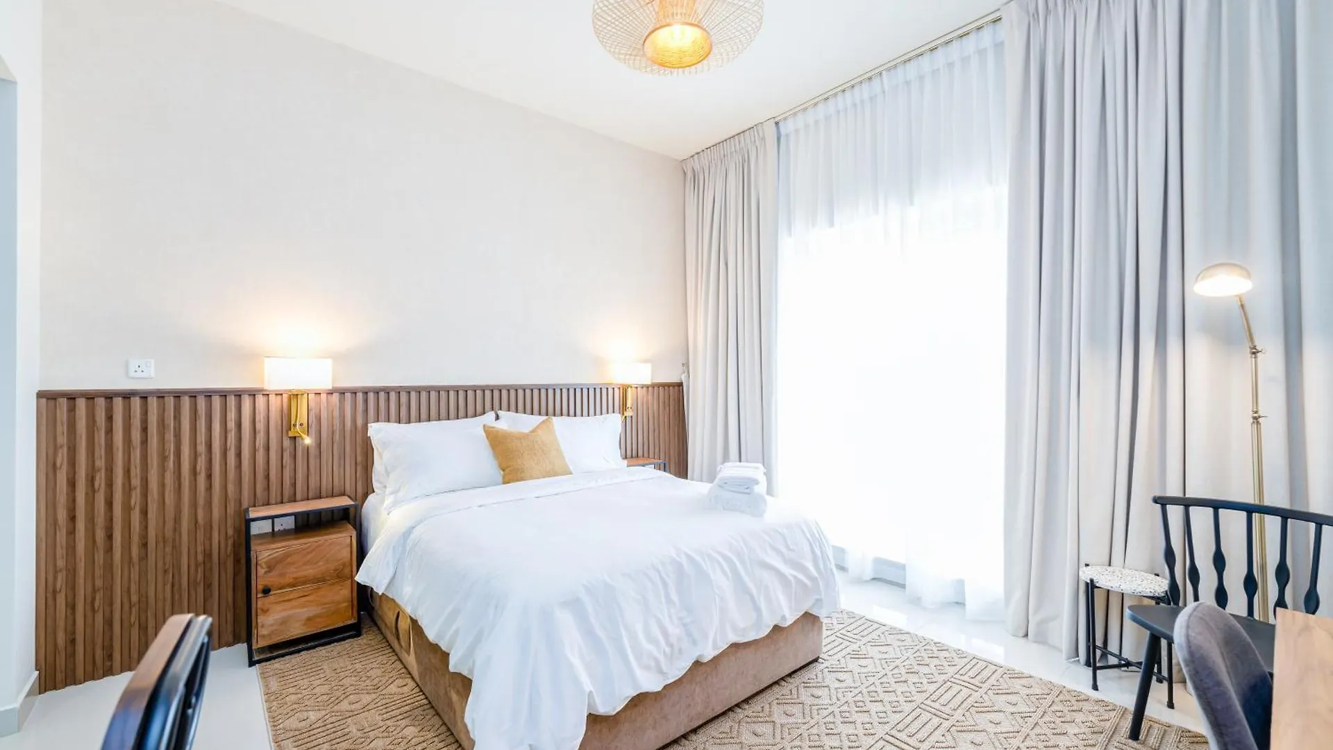 Elegant Studio - Golf Views - Sports City - Dubai 0*,